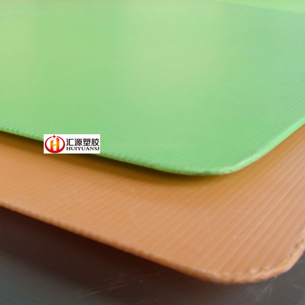 corrugated plastic layer pads