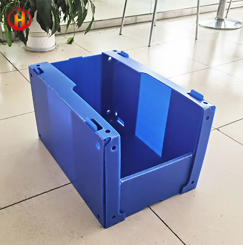 Custom stackable recyclable corrugated plastic picking bins