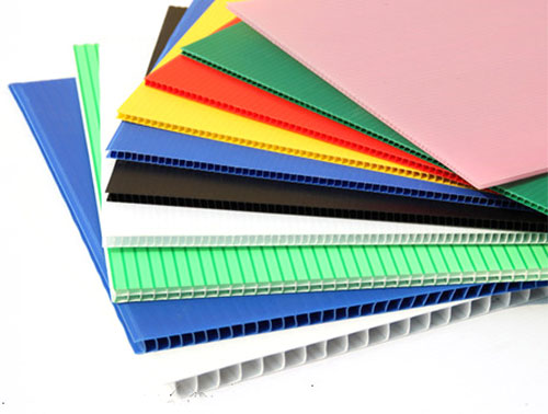 corrugated plastic sheeting