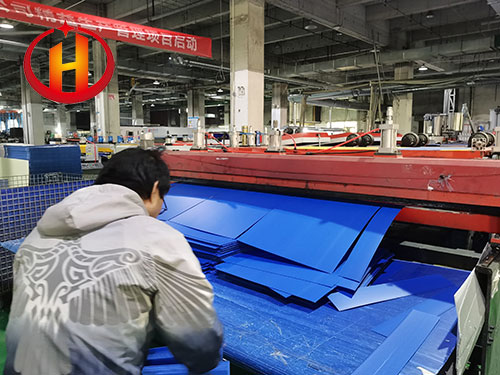 blue corrugated plastic sheets