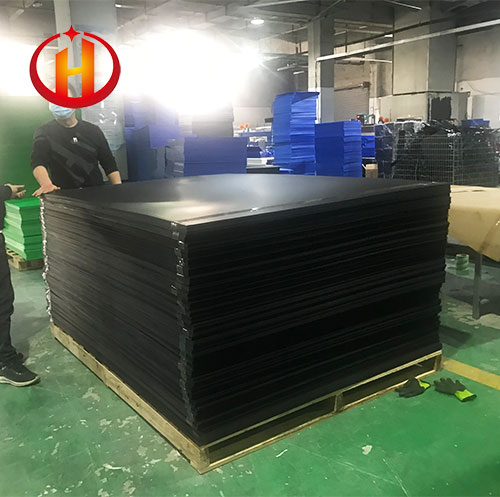 55" X 27" Black Plastic Cage Liner For Guinea Pigs – Fits 2x4 C&C Cages, Waterproof