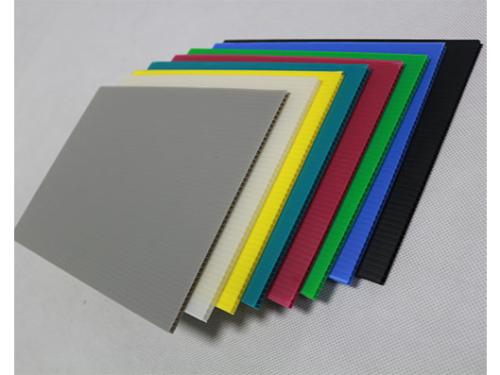 The waterproof performance of corrugated plastic sheets